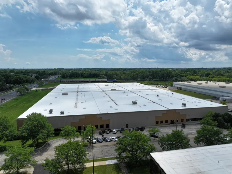 AGSCO Corporation — 250,820 sq ft Fleeceback PVC commercial roofing project by Windward